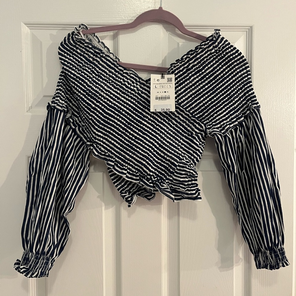 Zara long sleeve crop top blue and white